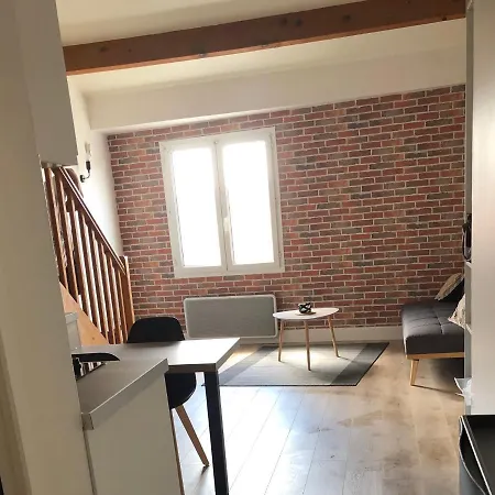 Royale - T1 Bis De 31m2 - Proche Centre Appartement *